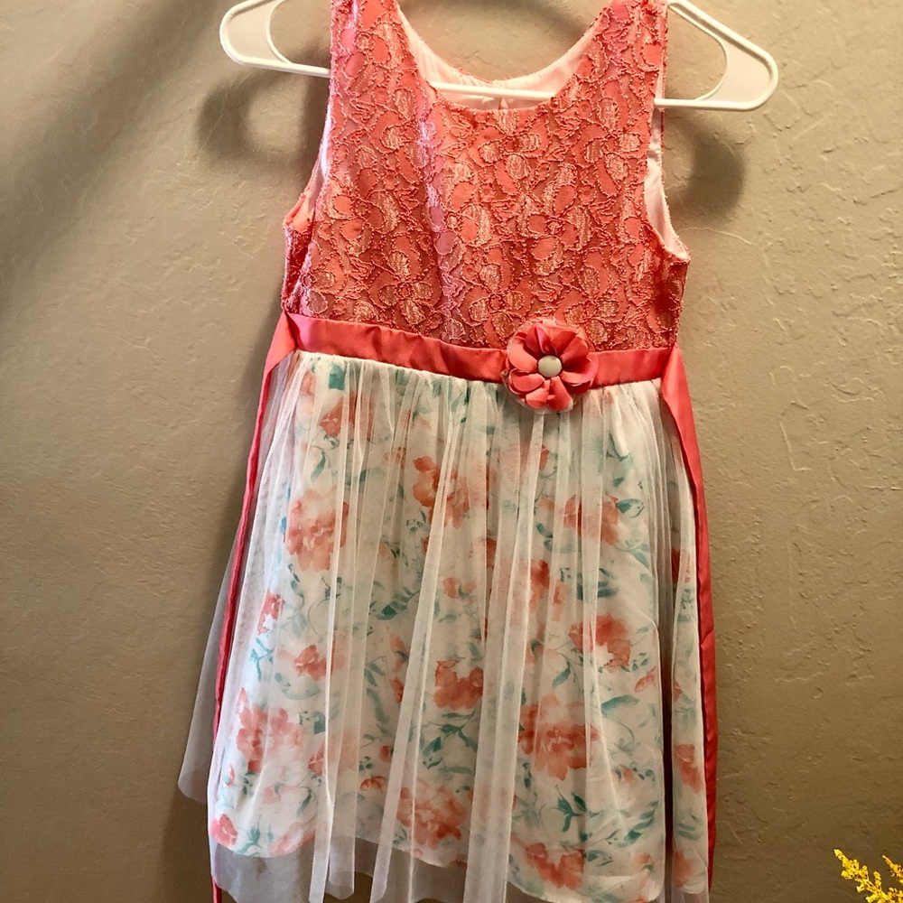 Beautiful dress for sale size 8